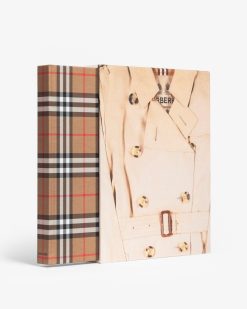 Assouline Burberry | Mode